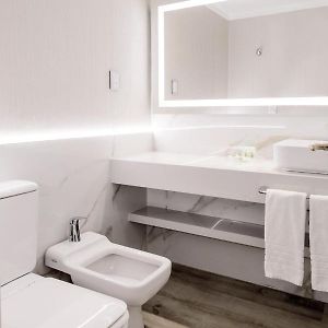 Habitación Estándar con Cama Queen